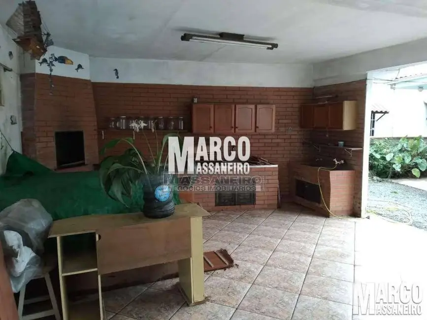 Casa com 3 quartos à venda, 834m2 em Centro, Balneario Barra Do Sul - SC - imagem 5 Foto 5 de Casa com 3 quartos à venda, 834m2 em Centro, Balneario Barra Do Sul - SC