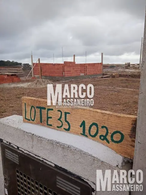 Foto 2 de Terreno / Lote à venda, 318m2 em Araquari - SC