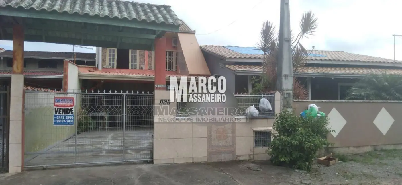 Casa com 6 quartos à venda, 286m2 em Centro, Balneario Barra Do Sul - SC - imagem 1 Foto 1 de Casa com 6 quartos à venda, 286m2 em Centro, Balneario Barra Do Sul - SC