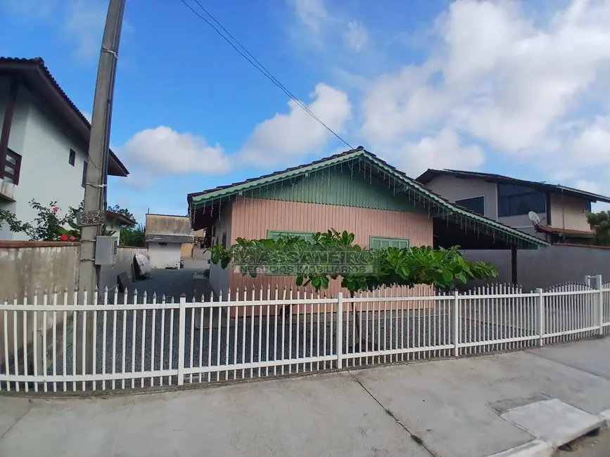 Casa com 4 quartos à venda, 383m2 em Balneario Barra Do Sul - SC - imagem 2 Foto 2 de Casa com 4 quartos à venda, 383m2 em Balneario Barra Do Sul - SC