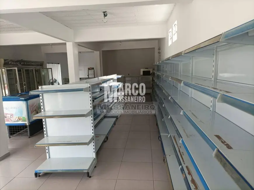 Foto 4 de Sala Comercial com 9 quartos à venda, 360m2 em Balneario Barra Do Sul - SC