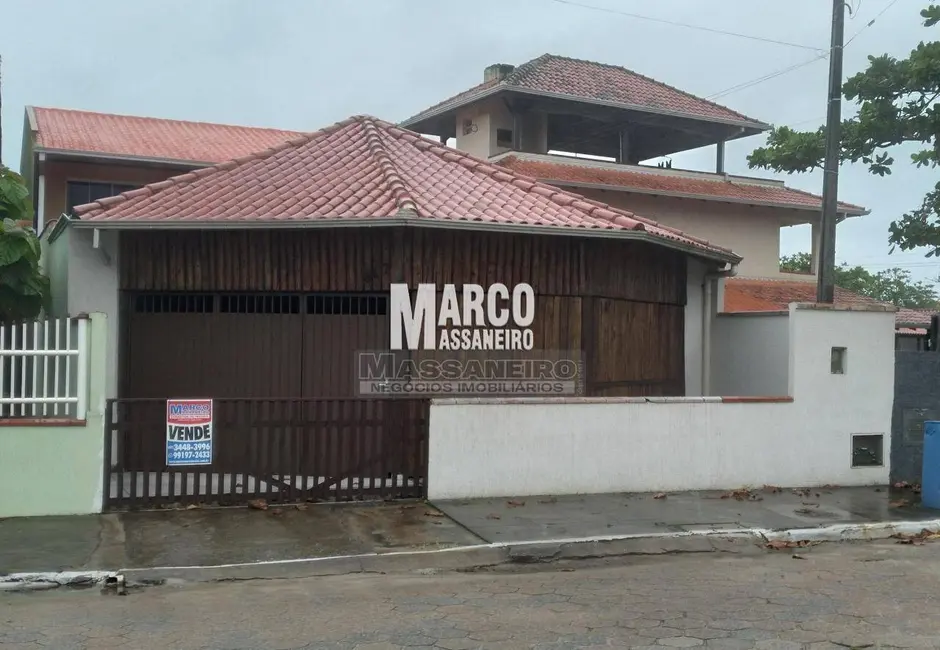 Casa com 4 quartos à venda, 209m2 em Centro, Balneario Barra Do Sul - SC - imagem 1 Foto 1 de Casa com 4 quartos à venda, 209m2 em Centro, Balneario Barra Do Sul - SC