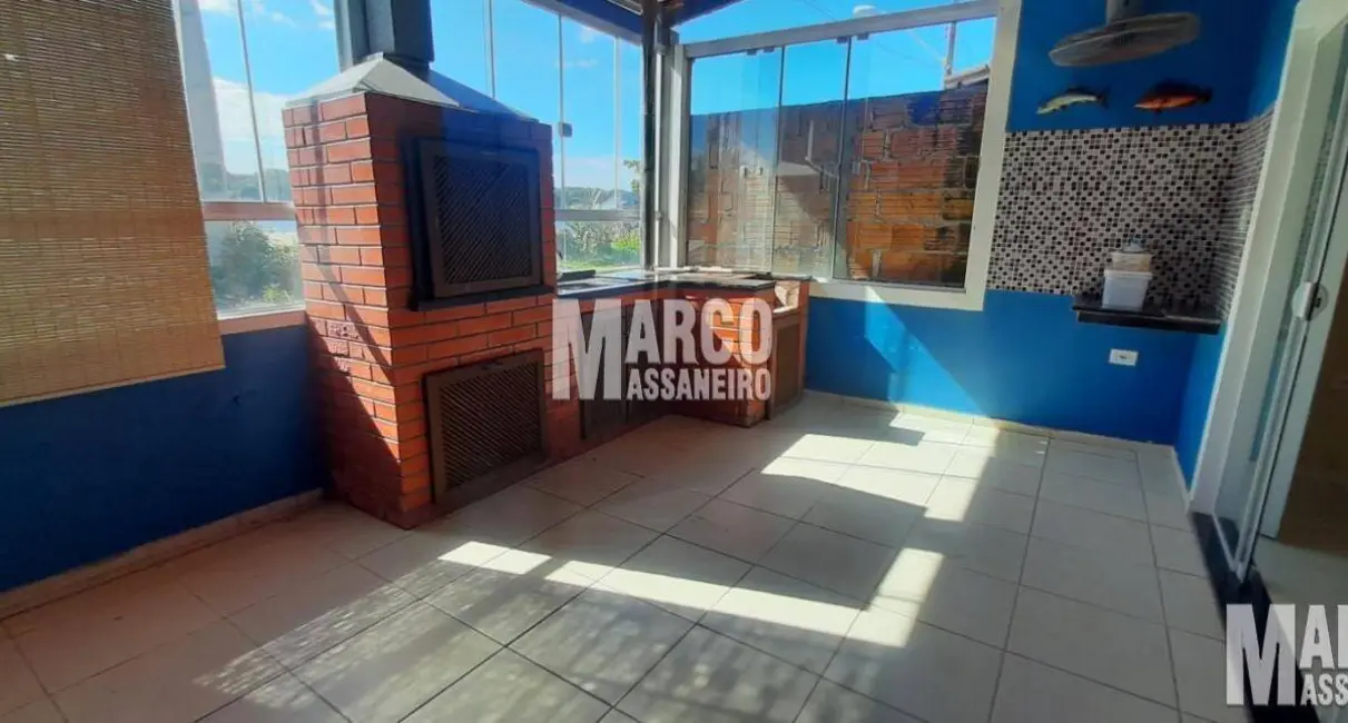 Casa com 6 quartos à venda, 175m2 em Centro, Balneario Barra Do Sul - SC - imagem 4 Foto 4 de Casa com 6 quartos à venda, 175m2 em Centro, Balneario Barra Do Sul - SC