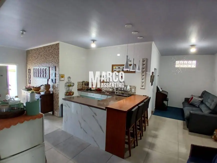 Foto 8 de Casa com 2 quartos à venda, 189m2 em Balneario Barra Do Sul - SC