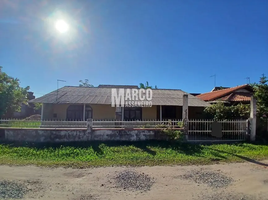 Foto 8 de Casa com 3 quartos à venda, 468m2 em Balneario Barra Do Sul - SC