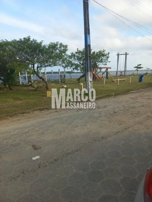 Foto 6 de Casa com 3 quartos à venda, 360m2 em Balneario Barra Do Sul - SC