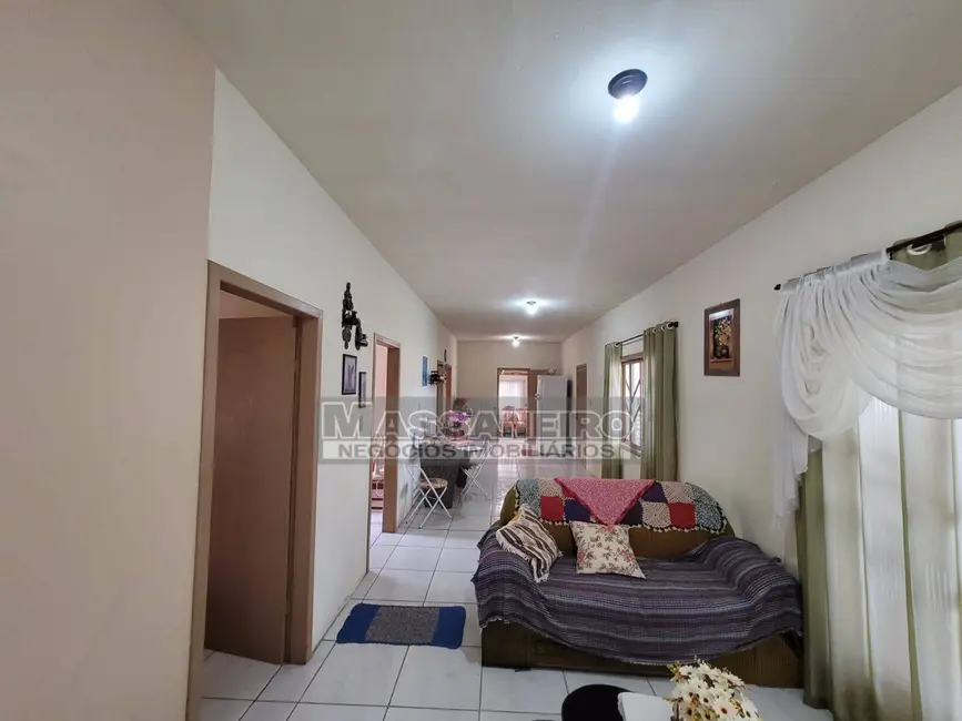 Foto 5 de Casa com 3 quartos à venda, 600m2 em Balneario Barra Do Sul - SC