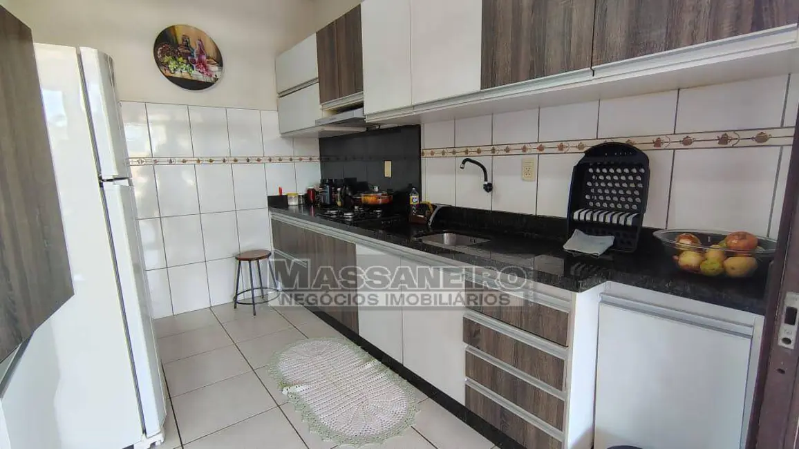 Foto 6 de Casa com 4 quartos à venda, 362m2 em Aventureiro, Joinville - SC