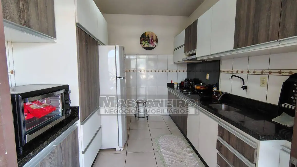 Foto 5 de Casa com 4 quartos à venda, 362m2 em Aventureiro, Joinville - SC