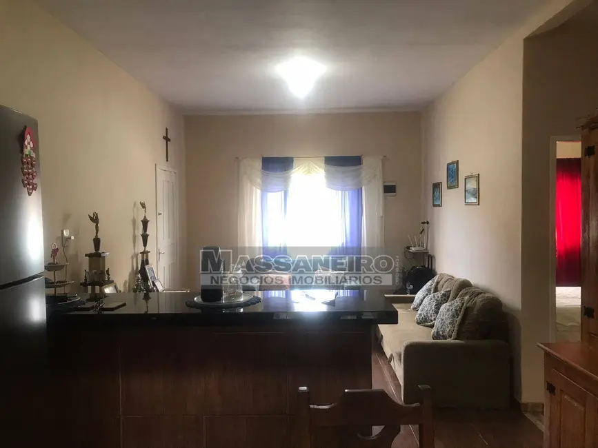 Casa com 2 quartos à venda, 300m2 em Balneario Barra Do Sul - SC - imagem 9 Foto 9 de Casa com 2 quartos à venda, 300m2 em Balneario Barra Do Sul - SC