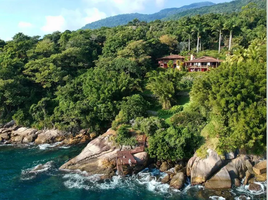Casa com 2 quartos à venda, 670m2 em Sao Sebastiao - SP - imagem 1 Foto 1 de Casa com 2 quartos à venda, 670m2 em Sao Sebastiao - SP