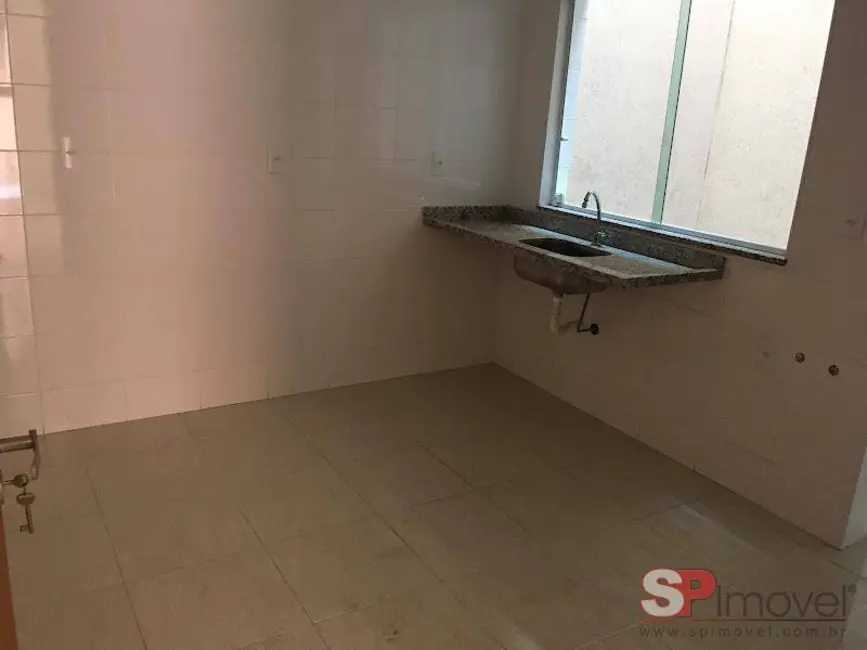 Sobrado com 2 quartos à venda, 70m2 em Vila Santa Clara, São Paulo - SP - imagem 8 Foto 8 de Sobrado com 2 quartos à venda, 70m2 em Vila Santa Clara, São Paulo - SP