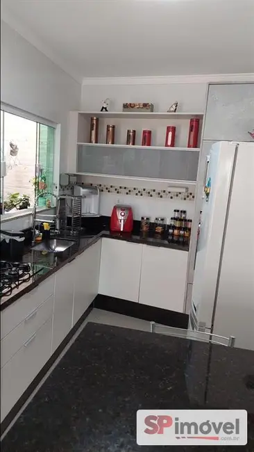Sobrado com 2 quartos à venda, 68m2 em Vila Ré, São Paulo - SP - imagem 2 Foto 2 de Sobrado com 2 quartos à venda, 68m2 em Vila Ré, São Paulo - SP