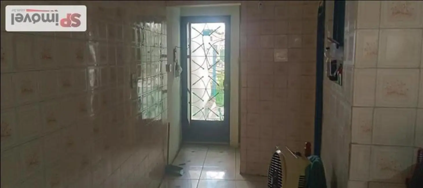 Casa com 2 quartos para alugar em Vila Antonina, São Paulo - SP - imagem 5 Foto 5 de Casa com 2 quartos para alugar em Vila Antonina, São Paulo - SP