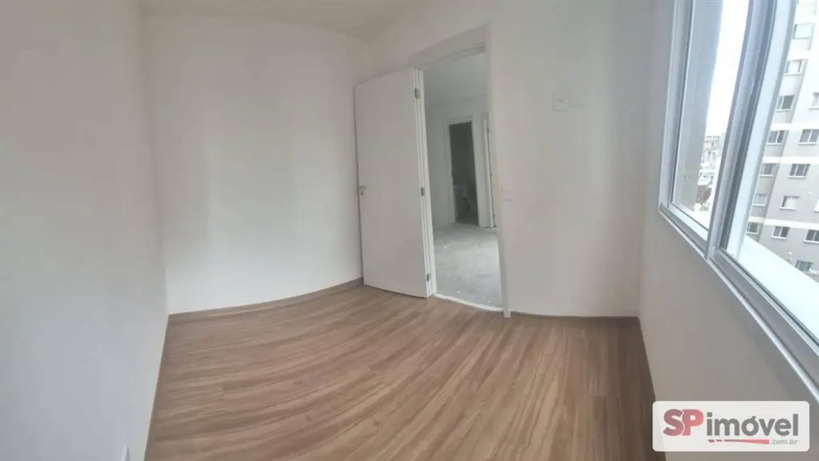 Foto 6 de Apartamento com 2 quartos à venda, 34m2 em Guaianazes, São Paulo - SP