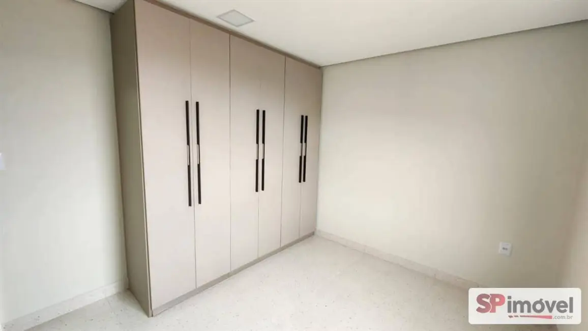 Foto 5 de Casa com 6 quartos à venda, 190m2 em Jardim Fernandes, São Paulo - SP