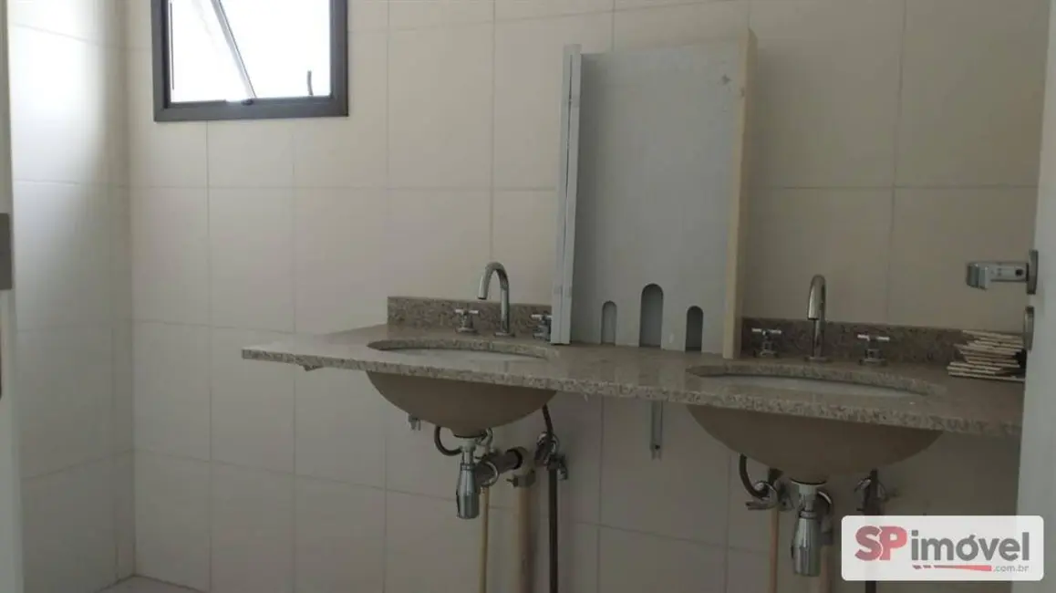 Apartamento com 3 quartos para alugar, 130m2 em Mooca, São Paulo - SP - imagem 4 Foto 4 de Apartamento com 3 quartos para alugar, 130m2 em Mooca, São Paulo - SP