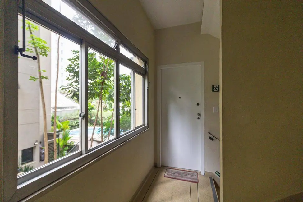 Foto 8 de Apartamento com 3 quartos para alugar, 216m2 em Cerqueira César, São Paulo - SP