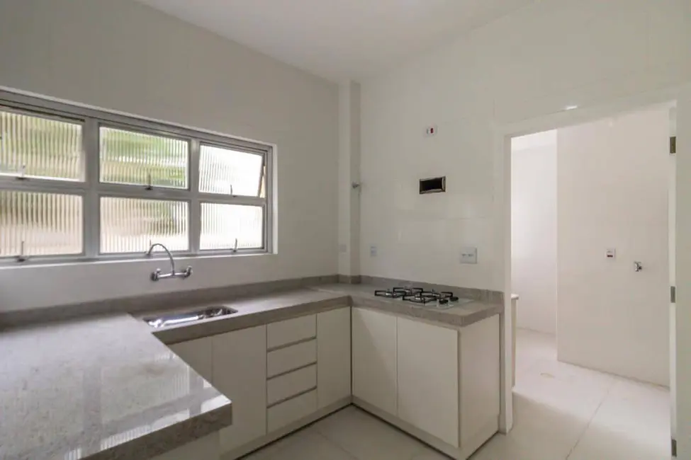 Foto 7 de Apartamento com 3 quartos para alugar, 216m2 em Cerqueira César, São Paulo - SP