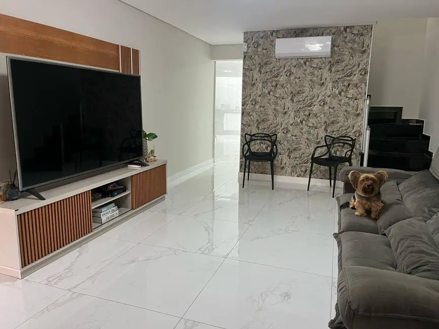 Sobrado com 3 quartos à venda, 120m2 em Vila Carrão, São Paulo - SP - imagem 3 Foto 3 de Sobrado com 3 quartos à venda, 120m2 em Vila Carrão, São Paulo - SP
