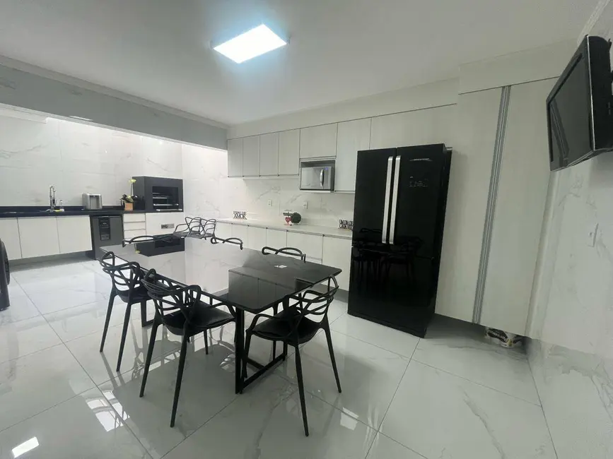 Sobrado com 3 quartos à venda, 120m2 em Vila Carrão, São Paulo - SP - imagem 6 Foto 6 de Sobrado com 3 quartos à venda, 120m2 em Vila Carrão, São Paulo - SP