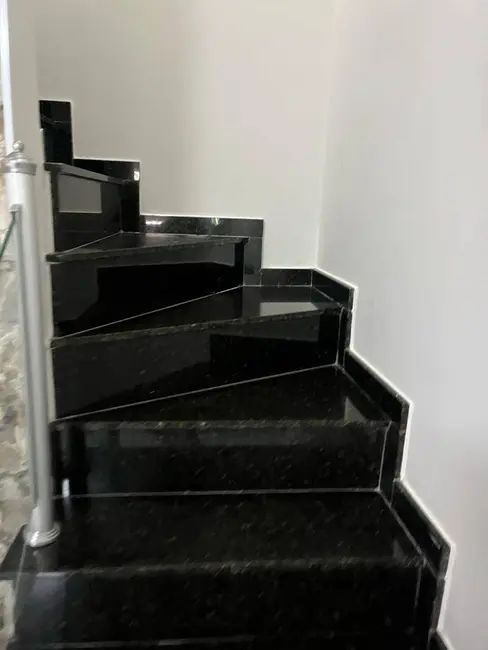 Sobrado com 3 quartos à venda, 120m2 em Vila Carrão, São Paulo - SP - imagem 2 Foto 2 de Sobrado com 3 quartos à venda, 120m2 em Vila Carrão, São Paulo - SP