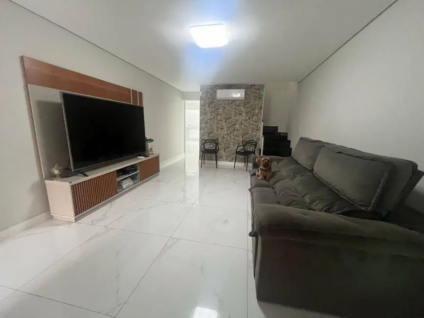 Sobrado com 3 quartos à venda, 120m2 em Vila Carrão, São Paulo - SP - imagem 4 Foto 4 de Sobrado com 3 quartos à venda, 120m2 em Vila Carrão, São Paulo - SP