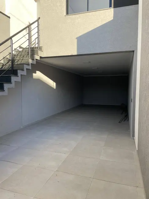 Sobrado com 2 quartos à venda, 110m2 em Jardim Brasília (Zona Leste), São Paulo - SP - imagem 2 Foto 2 de Sobrado com 2 quartos à venda, 110m2 em Jardim Brasília (Zona Leste), São Paulo - SP