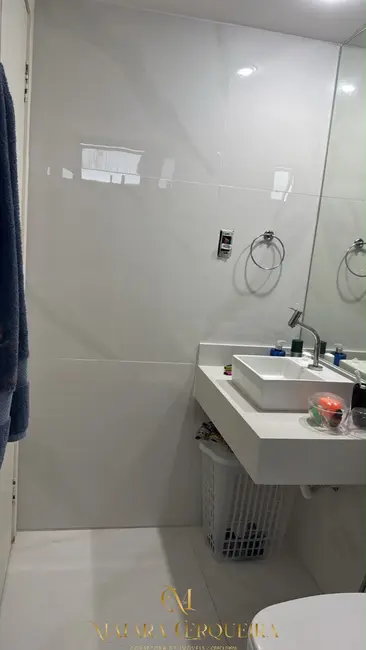 Apartamento com 4 quartos à venda, 144m2 em Jardim Apipema, Salvador - BA - imagem 6 Foto 6 de Apartamento com 4 quartos à venda, 144m2 em Jardim Apipema, Salvador - BA