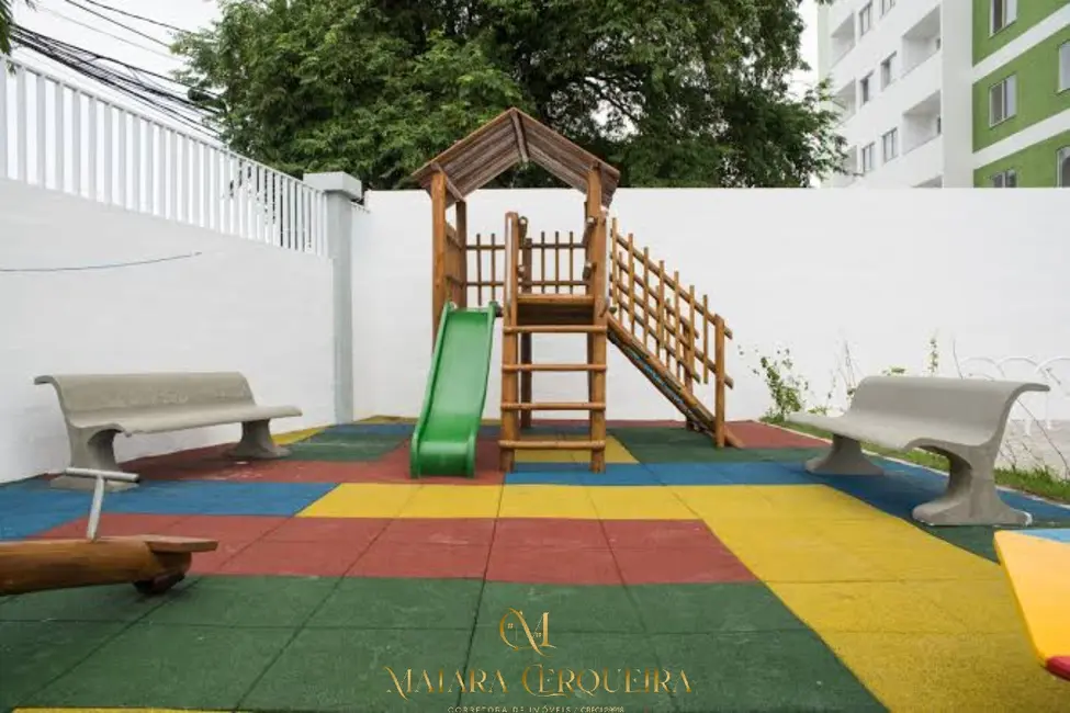 Foto 4 de Apartamento com 2 quartos à venda, 49m2 em Sussuarana, Salvador - BA