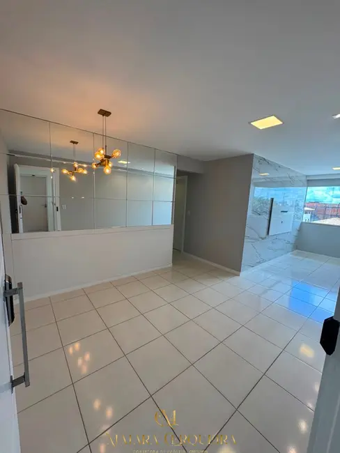 Apartamento com 2 quartos à venda, 70m2 em Pitangueiras, Lauro De Freitas - BA - imagem 1 Foto 1 de Apartamento com 2 quartos à venda, 70m2 em Pitangueiras, Lauro De Freitas - BA