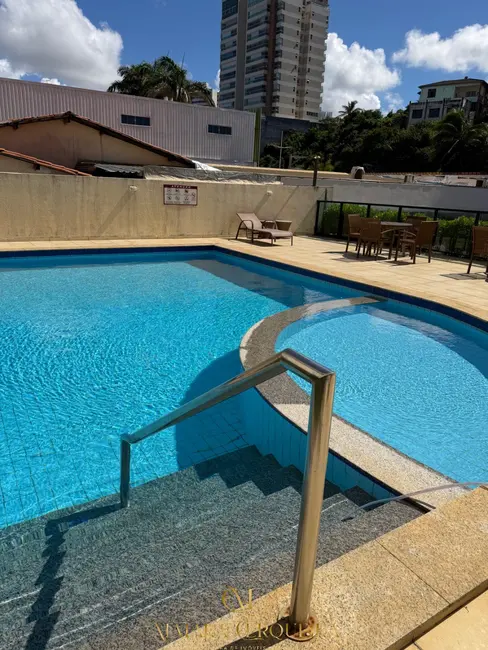 Foto 4 de Apartamento com 2 quartos à venda, 70m2 em Pituaçu, Salvador - BA