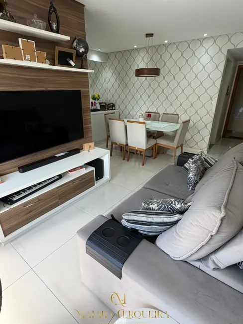 Foto 8 de Apartamento com 2 quartos à venda, 70m2 em Pituaçu, Salvador - BA