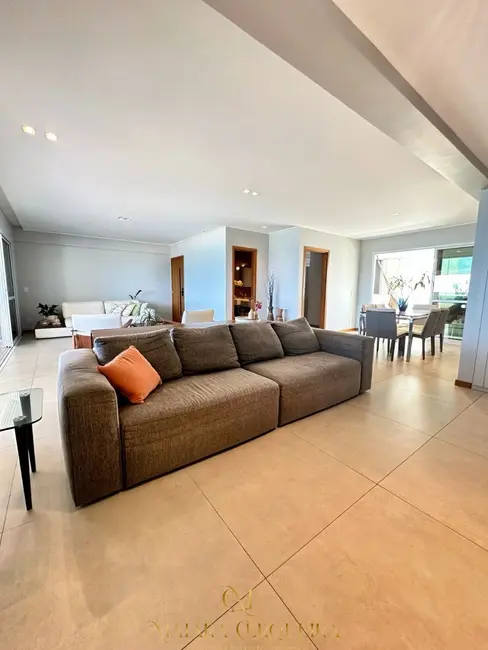 Foto 5 de Apartamento com 3 quartos à venda, 200m2 em Pituaçu, Salvador - BA