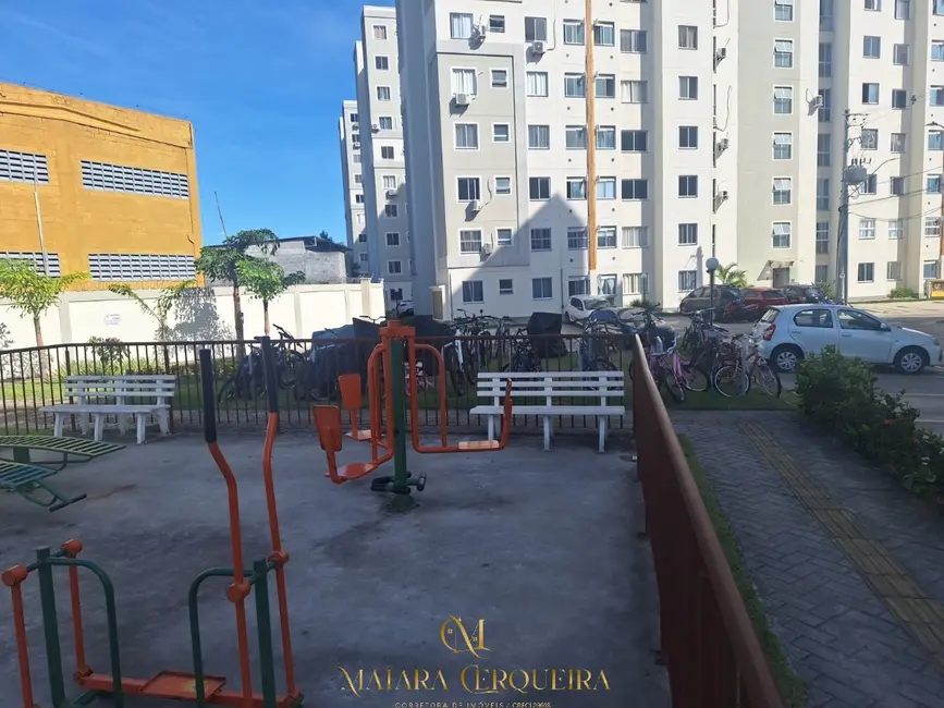 Foto 2 de Apartamento com 2 quartos à venda, 49m2 em Cassange, Salvador - BA