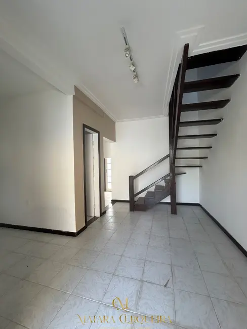 Foto 6 de Casa com 3 quartos à venda, 140m2 em Praia do Flamengo, Salvador - BA