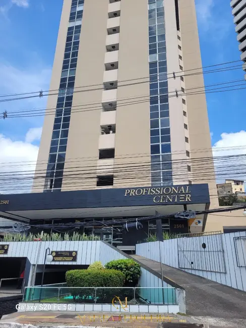 Sala Comercial à venda e para alugar, 27m2 em Brotas, Salvador - BA - imagem 2 Foto 2 de Sala Comercial à venda e para alugar, 27m2 em Brotas, Salvador - BA