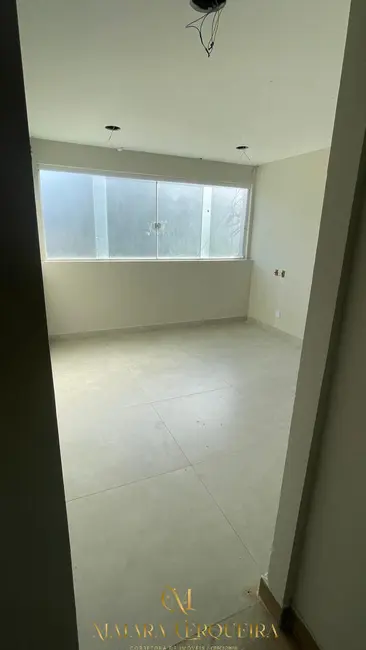 Casa com 10 quartos à venda e para alugar, 400m2 em Caminho das Árvores, Salvador - BA - imagem 9 Foto 9 de Casa com 10 quartos à venda e para alugar, 400m2 em Caminho das Árvores, Salvador - BA