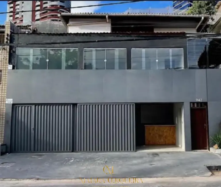 Casa com 10 quartos à venda e para alugar, 400m2 em Caminho das Árvores, Salvador - BA - imagem 2 Foto 2 de Casa com 10 quartos à venda e para alugar, 400m2 em Caminho das Árvores, Salvador - BA