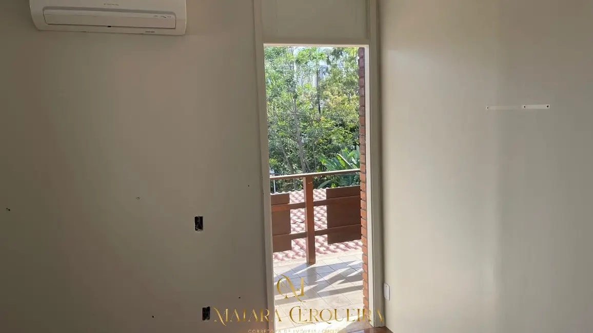 Casa com 10 quartos à venda e para alugar, 400m2 em Caminho das Árvores, Salvador - BA - imagem 6 Foto 6 de Casa com 10 quartos à venda e para alugar, 400m2 em Caminho das Árvores, Salvador - BA