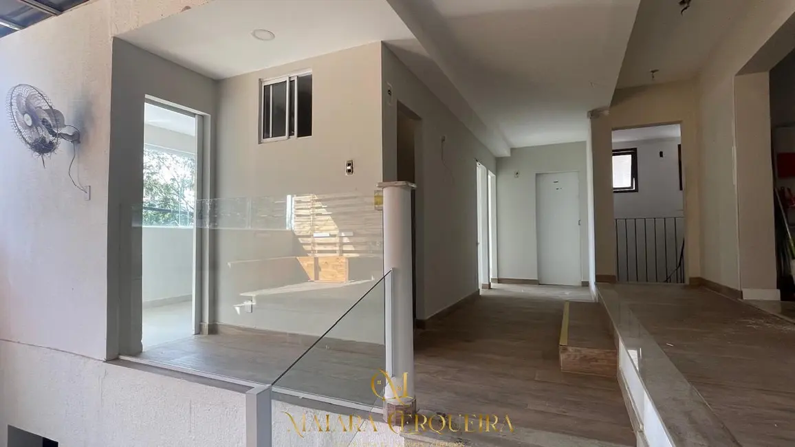 Casa com 10 quartos à venda e para alugar, 400m2 em Caminho das Árvores, Salvador - BA - imagem 1 Foto 1 de Casa com 10 quartos à venda e para alugar, 400m2 em Caminho das Árvores, Salvador - BA