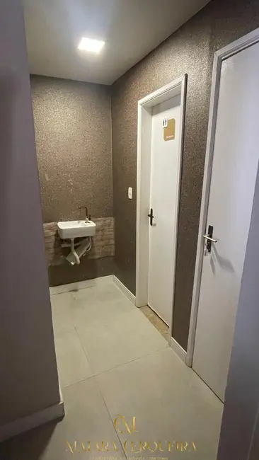 Casa com 10 quartos à venda e para alugar, 400m2 em Caminho das Árvores, Salvador - BA - imagem 8 Foto 8 de Casa com 10 quartos à venda e para alugar, 400m2 em Caminho das Árvores, Salvador - BA