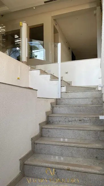 Casa com 10 quartos à venda e para alugar, 400m2 em Caminho das Árvores, Salvador - BA - imagem 4 Foto 4 de Casa com 10 quartos à venda e para alugar, 400m2 em Caminho das Árvores, Salvador - BA