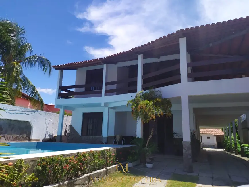 Casa com 4 quartos à venda, 660m2 em Itapuã, Salvador - BA - imagem 3 Foto 3 de Casa com 4 quartos à venda, 660m2 em Itapuã, Salvador - BA