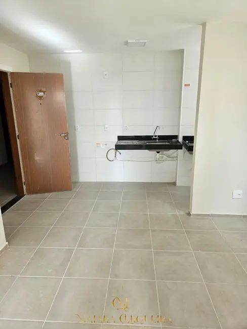 Apartamento com 2 quartos à venda, 36m2 em Dom Avelar, Salvador - BA - imagem 4 Foto 4 de Apartamento com 2 quartos à venda, 36m2 em Dom Avelar, Salvador - BA