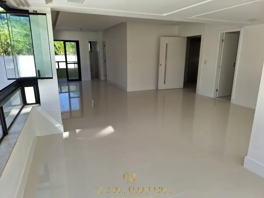 Foto 8 de Apartamento com 3 quartos para alugar, 142m2 em Armação, Salvador - BA