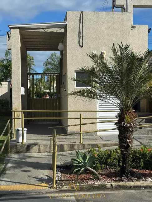 Foto 4 de Apartamento com 2 quartos à venda, 45m2 em Camacari - BA