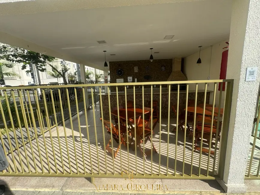 Foto 5 de Apartamento com 2 quartos à venda, 45m2 em Camacari - BA