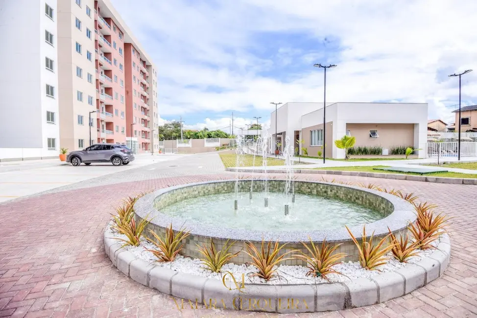 Foto 2 de Apartamento com 2 quartos à venda, 55m2 em Itapuã, Salvador - BA