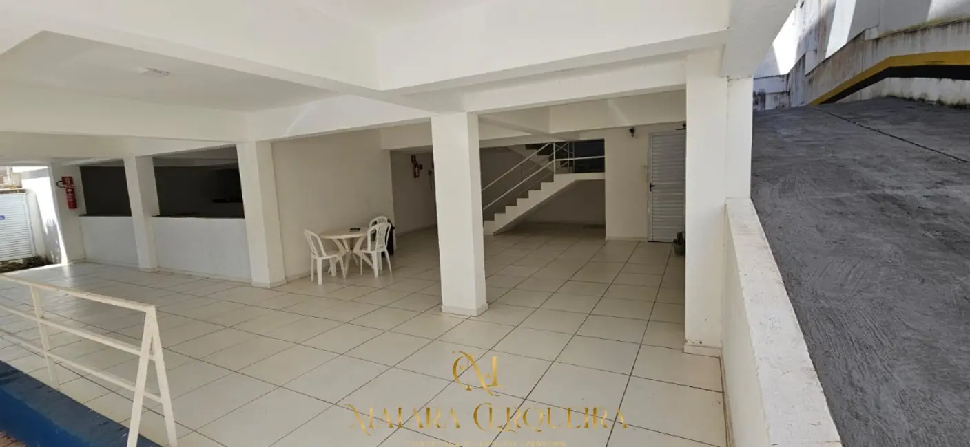 Foto 5 de Apartamento com 2 quartos à venda, 70m2 em Itapuã, Salvador - BA
